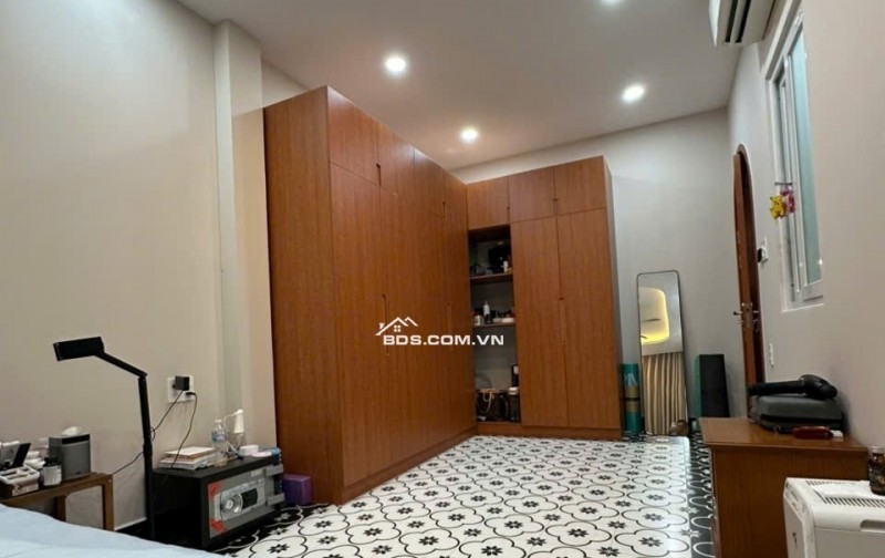 Bán Nhà Hẻm 3.5m Trung Lang, Phường 12, Tân Bình, 50m2, 4 Tầng, 4PN. Giá Chỉ 9.5 tỷ còn TL